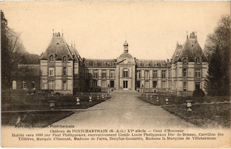 Carte postale ancienne Jouars-Pontchartrain Chateau - Cour d'Honneur à Jouars-Pontchartrain