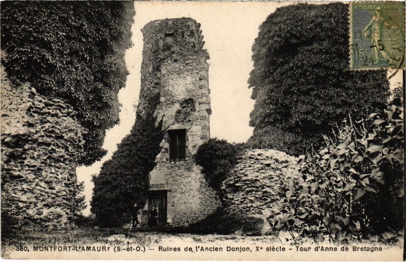 Carte postale ancienne Montfort-l'Amaury Ruines de l'Ancien Donjon à Montfort-l'Amaury