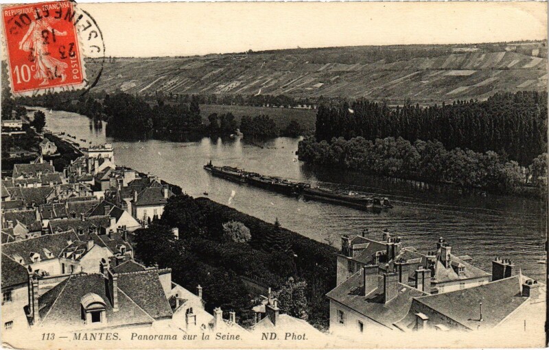 Carte postale ancienne Mantes-la-Jolie Panorama sur la Seine à Mantes-la-Jolie