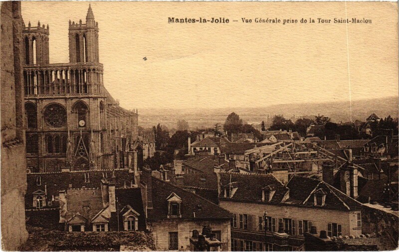 Carte postale ancienne Mantes-la-Jolie Vue Generale à Mantes-la-Jolie