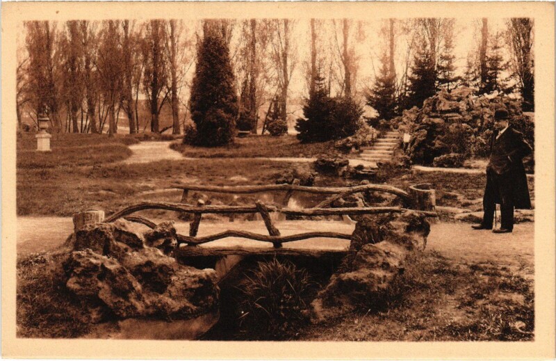 Carte postale ancienne Mantes-la-Jolie Ile-aux-Dames - Le Pont Rustique à Mantes-la-Jolie
