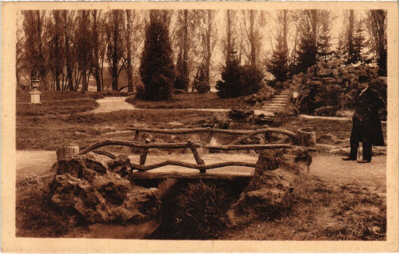 Carte postale ancienne Mantes-la-Jolie Ile-aux-Dames - Le Pont Rustique à Mantes-la-Jolie