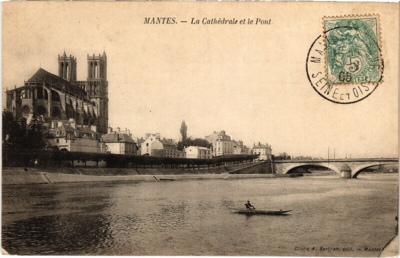 Carte postale ancienne Mantes-la-Jolie La Cathedrale et le Pont à Mantes-la-Jolie