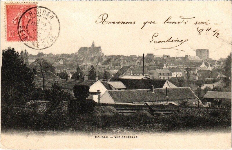 Carte postale ancienne Houdan Vue Generale à Houdan
