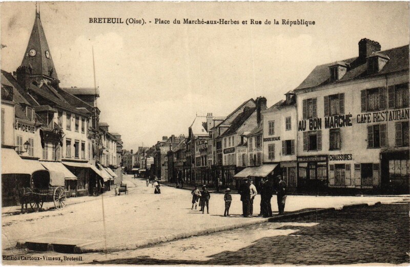 Carte postale ancienne Breteuil Place du Marché aux Herbes à Breteuil