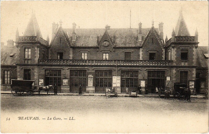 Carte postale ancienne Beauvais La Gare Railway à Beauvais