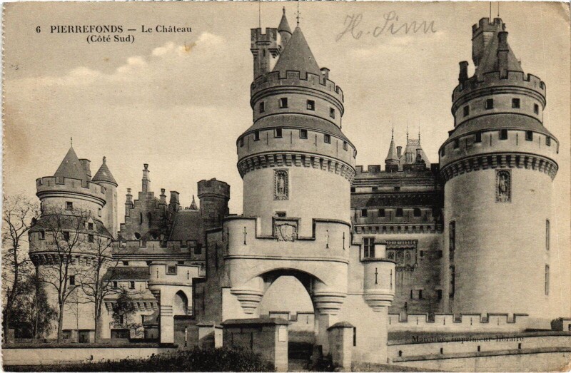 Carte postale ancienne Pierrefonds Le Chateau à Pierrefonds