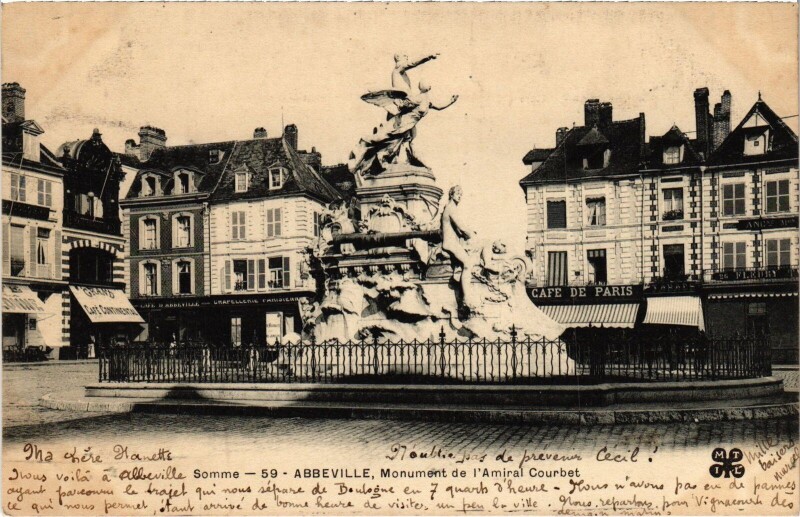 Carte postale ancienne Abbeville Le Monument de l'Amiral Courbet à Abbeville