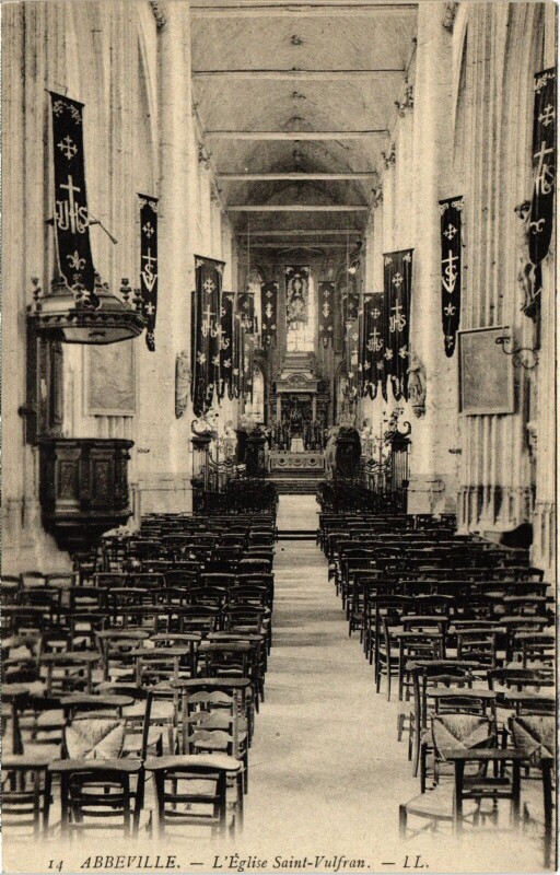 Carte postale ancienne Abbeville Eglise Saint-Vulfran à Abbeville