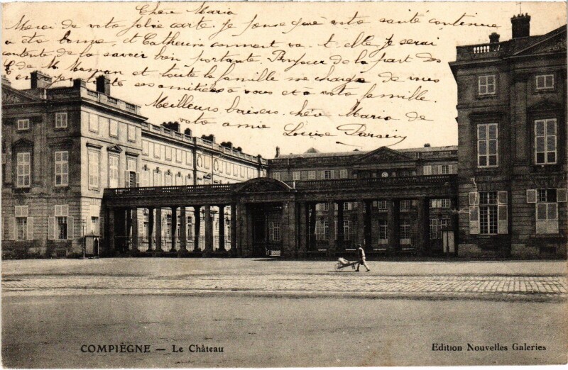 Carte postale ancienne Compiegne Le Chateau