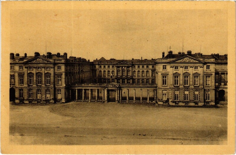 Carte postale ancienne Compiegne Le Chateau