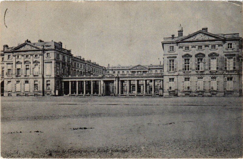 Carte postale ancienne Compiegne Le Chateau