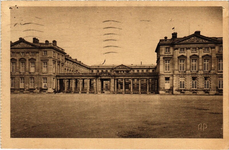 Carte postale ancienne Compiegne Le Chateau