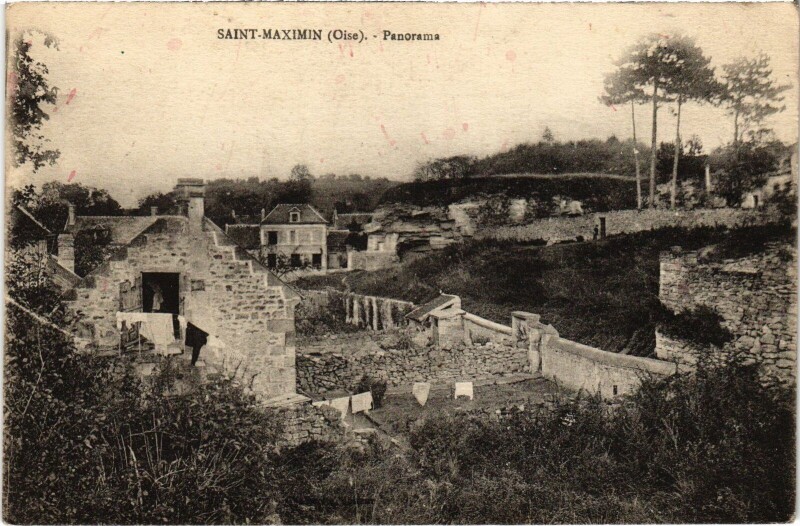 Carte postale ancienne Saint-Maximin Panorama à Saint-Maximin