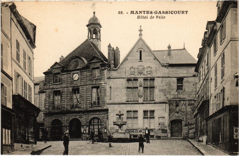 Carte postale ancienne Mantes-la-Jolie Gassicourt - Hotel de Ville à Mantes-la-Jolie