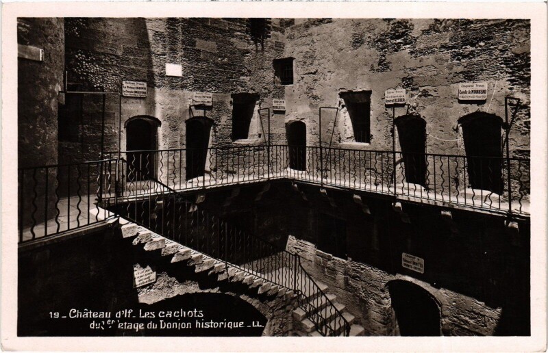 Carte postale ancienne Marseille Chateau d'If à Marseille