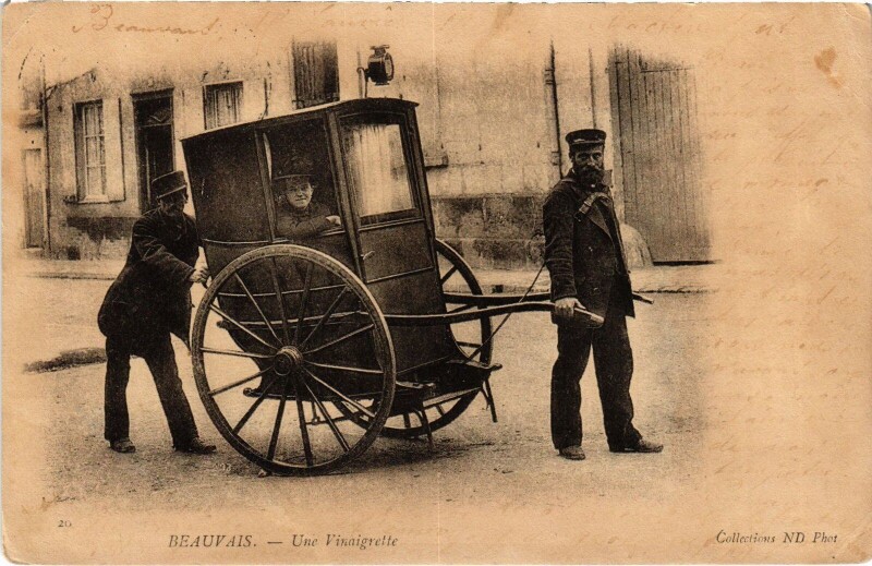 Carte postale ancienne Beauvais Une Vinaigrette à Beauvais