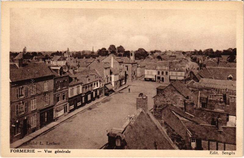 Carte postale ancienne Formerie vue générale à Formerie