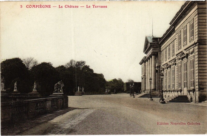 Carte postale ancienne Compiegne Le Chateau