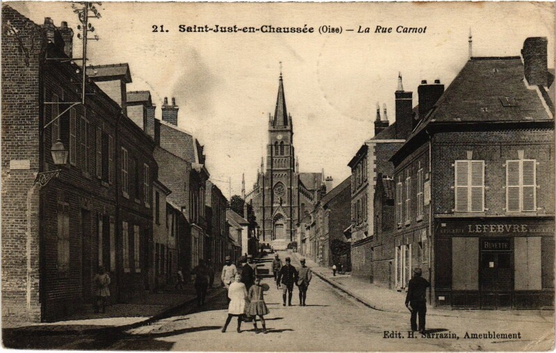 Carte postale ancienne Saint-Just-en-Chaussée Rue Carnot à Saint-Just-en-Chaussée