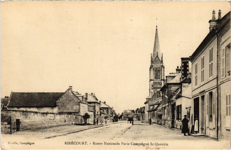 Carte postale ancienne Ribécourt Route nationale Paris