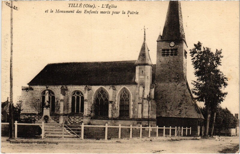 Carte postale ancienne Tillé Eglise à Tillé