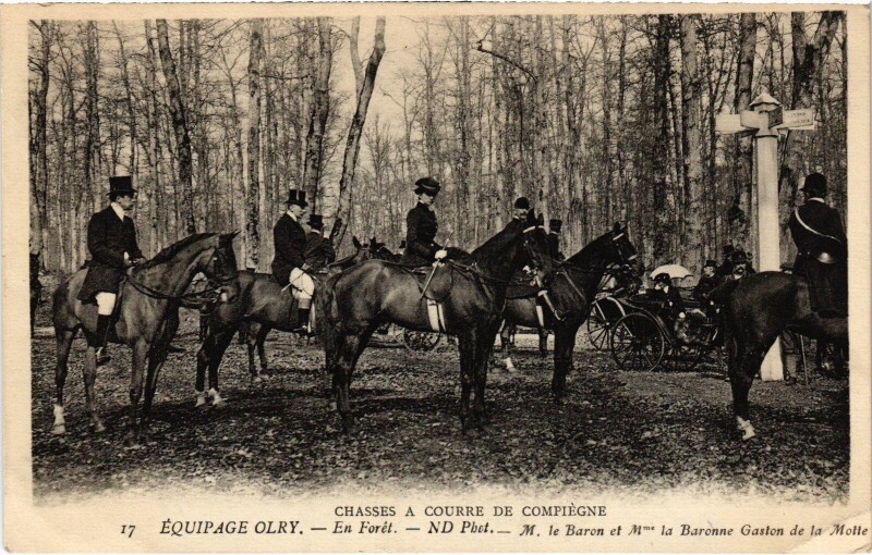 Carte postale ancienne Chasse de courre de Compiegne Equipage Orly En foret Hunting