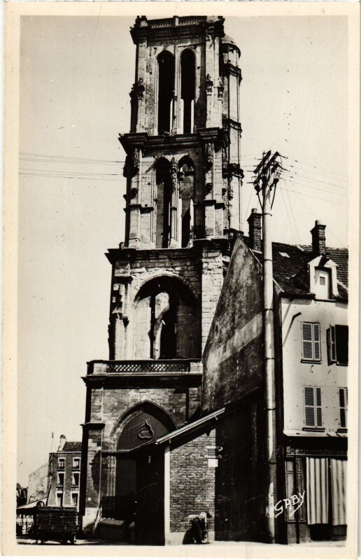 Carte postale ancienne Mantes-la-Jolie Tour Saint-Maclou à Mantes-la-Jolie