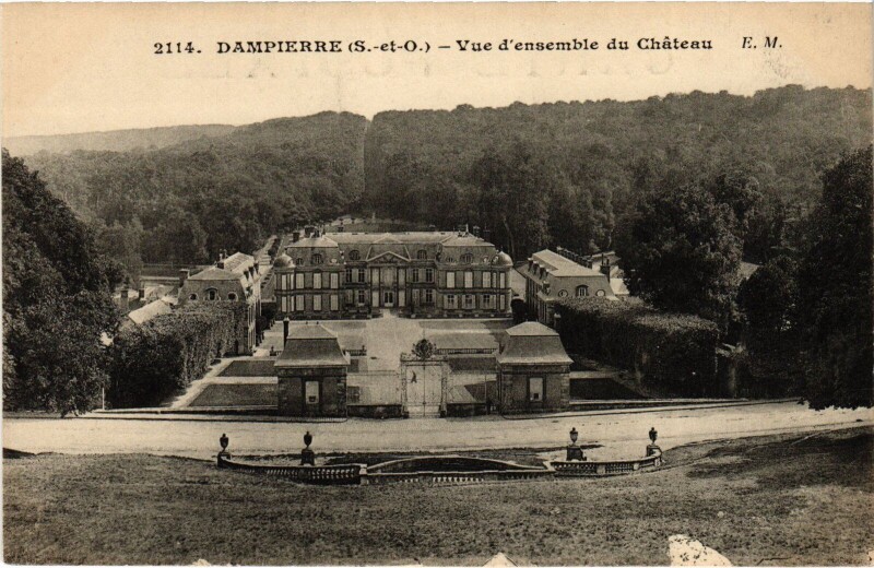 Carte postale ancienne Dampierre Chateau - Vue d'Esemble