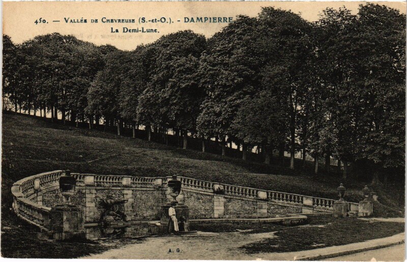Carte postale ancienne Dampierre La Demi-Lune
