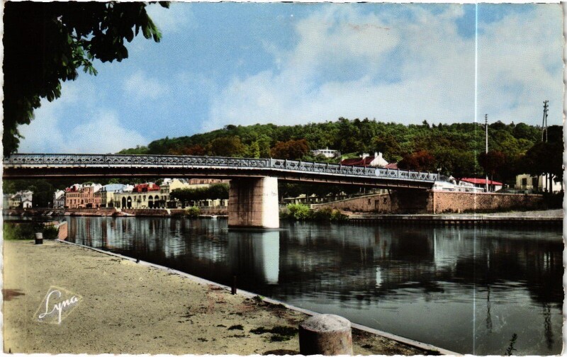 Carte postale ancienne Bougival Le Pont à Bougival