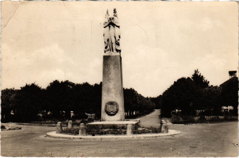 Carte postale ancienne Elisabethville Monument Commemoratif de l'Amitie Franco-Belge