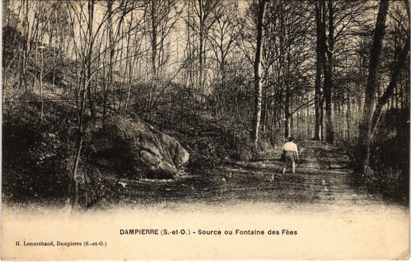 Carte postale ancienne Dampierre Source ou Fontaine des Fees