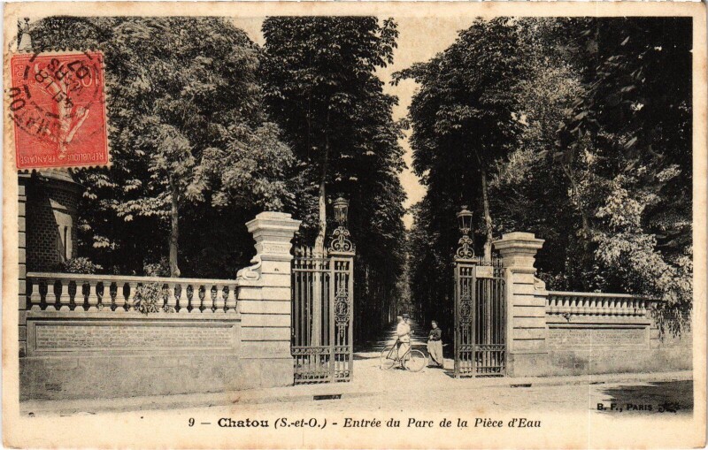 Carte postale ancienne Chatou Entree du Parc de la Piece d'Eau à Chatou
