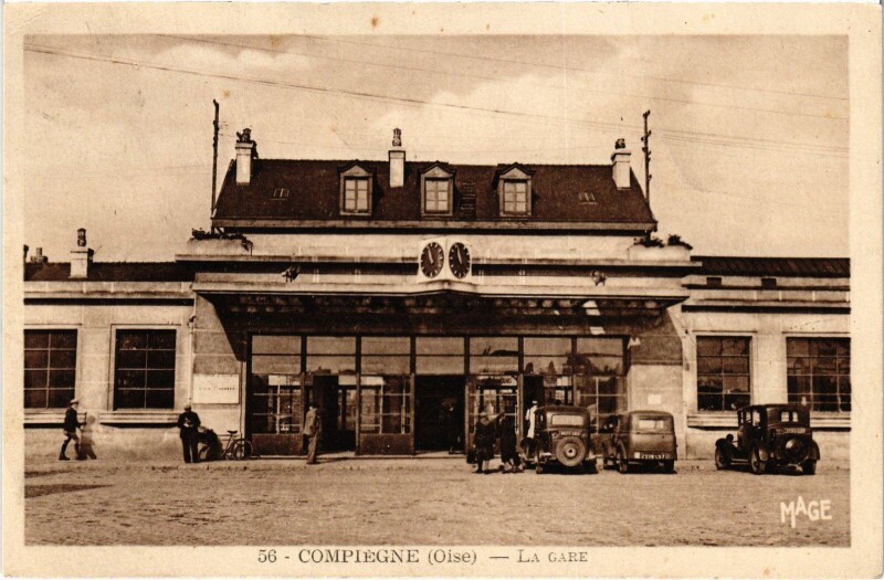 Carte postale ancienne Compiegne La Gare Railway