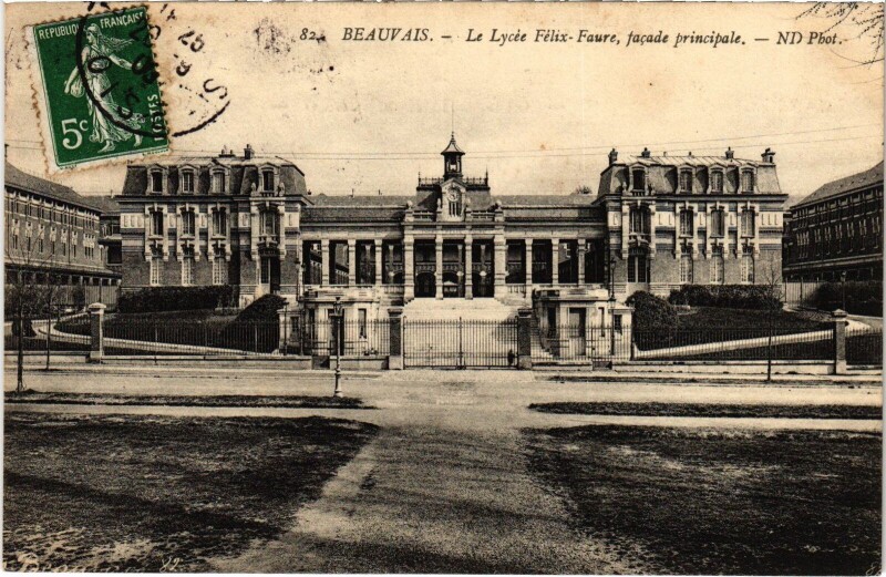 Carte postale ancienne Beauvais Lycée Félix-Faure à Beauvais
