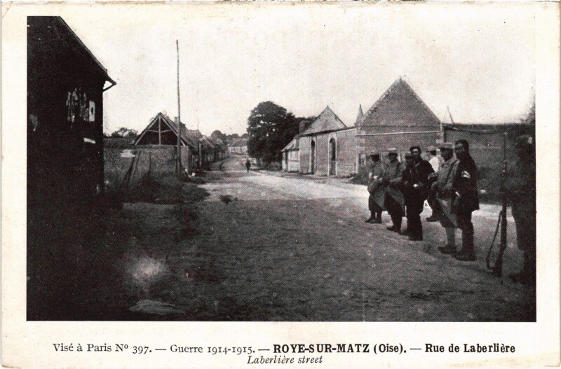 Carte postale ancienne Roye-sur-Matz rue de Laerliere Guerre à Roye-sur-Matz