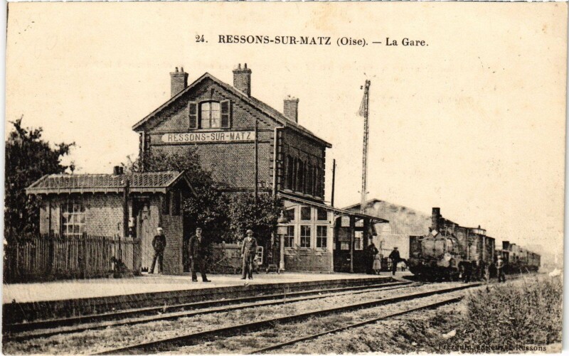 Carte postale ancienne Ressons-sur-Mart La Gare Railway