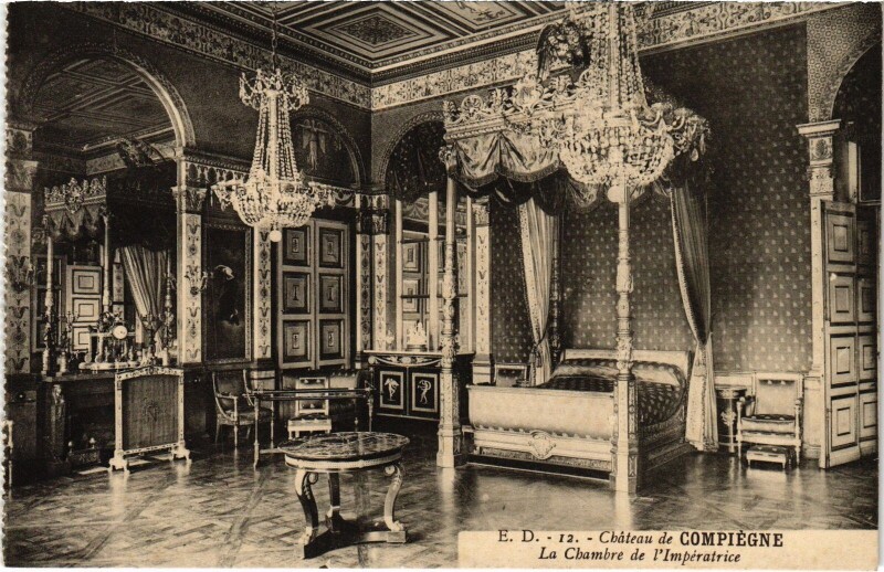 Carte postale ancienne Chateau de Compiegne Chambre de l'Impératrice