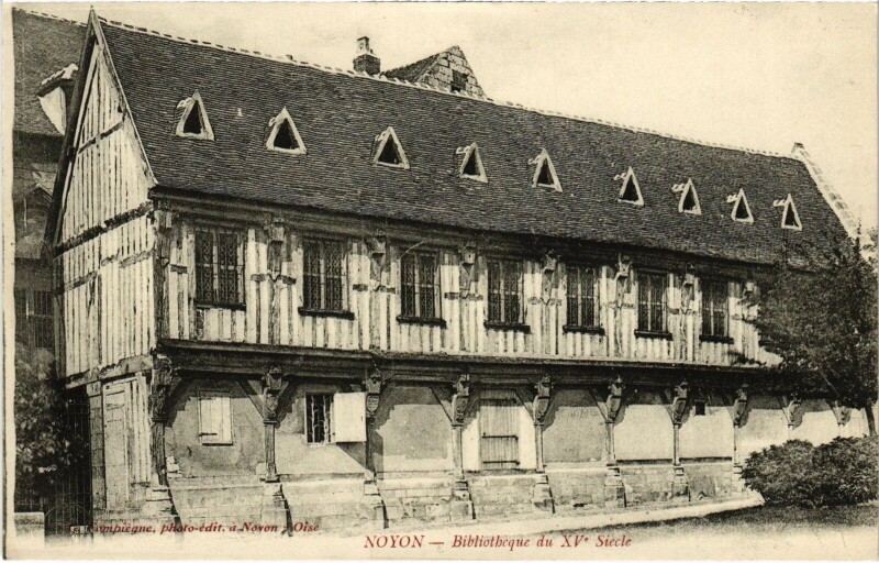 Carte postale ancienne Noyon Bibliotheque à Noyon