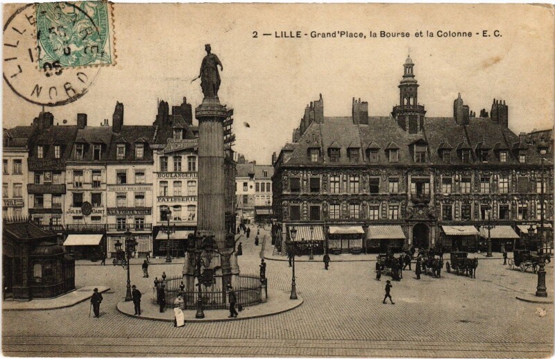 Carte postale ancienne Lille Grand'Place La Bourse à Lille