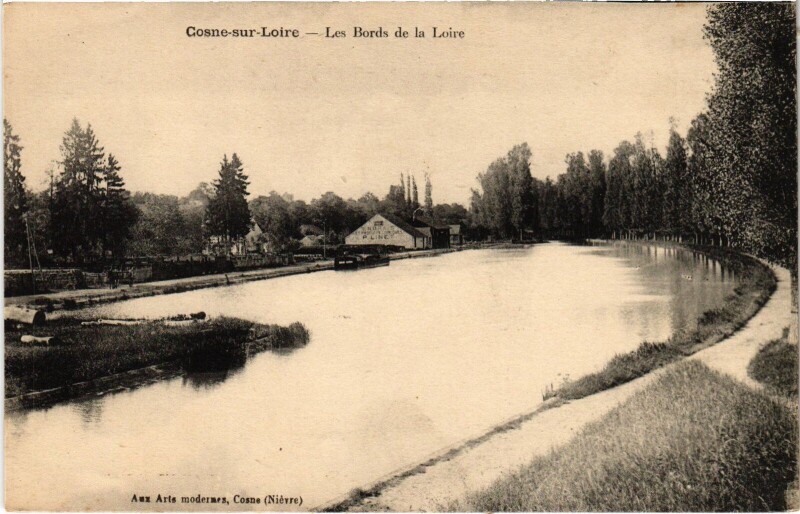 Carte postale ancienne Cosne-sur-Loire Les Bords de la Loire