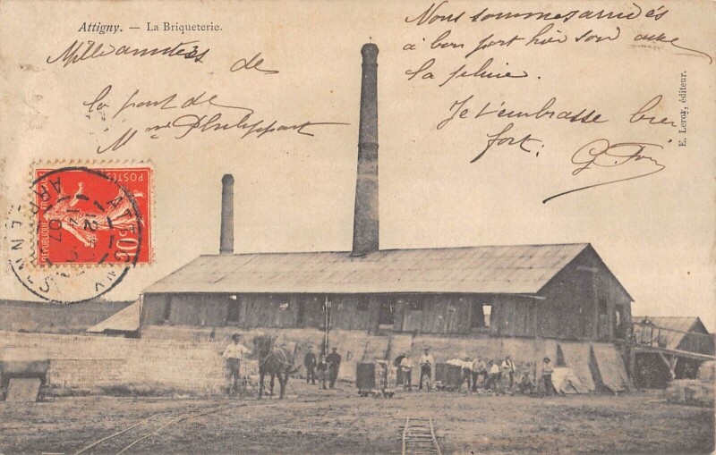 Carte postale ancienne Attigny - La Briqueterie à Attigny