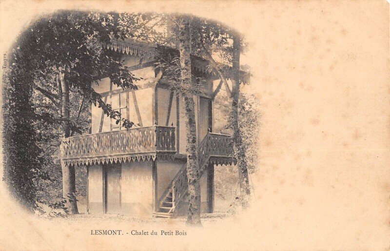Carte postale ancienne Lesmont - Chalet Du Petit Bois à Lesmont