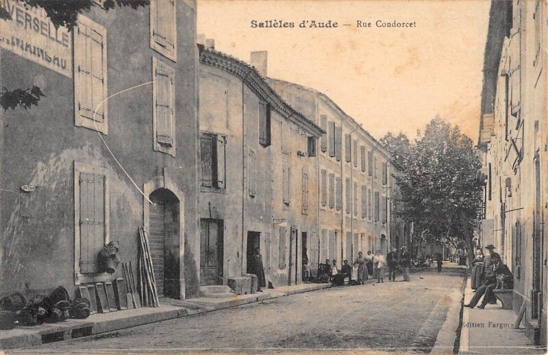 Carte postale ancienne Salleles D'Aude - Rue Condorcet