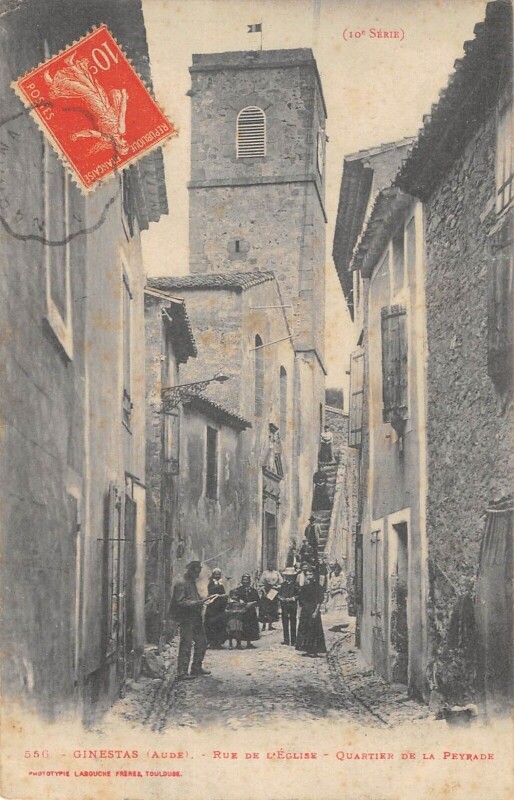 Carte postale ancienne Ginestas - Rue De L'Eglise - Quartier De La Peyrade à Ginestas
