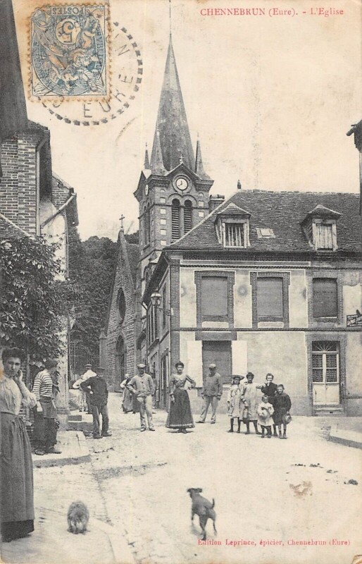 Carte postale ancienne Chennebrun - L'Eglise à Chennebrun