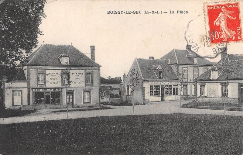 Carte postale ancienne Boissy Le Sec - La Place