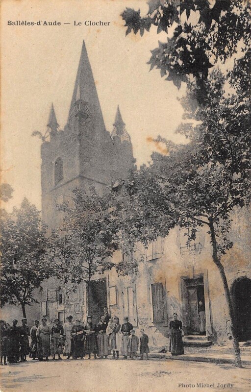 Carte postale ancienne Salleles D'Aude - Le Clocher - cliché rare