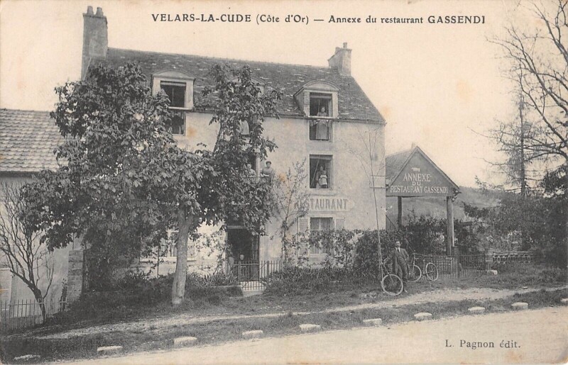 Carte postale ancienne Velars La Cude - Annexe Du Restaurant Gassendi